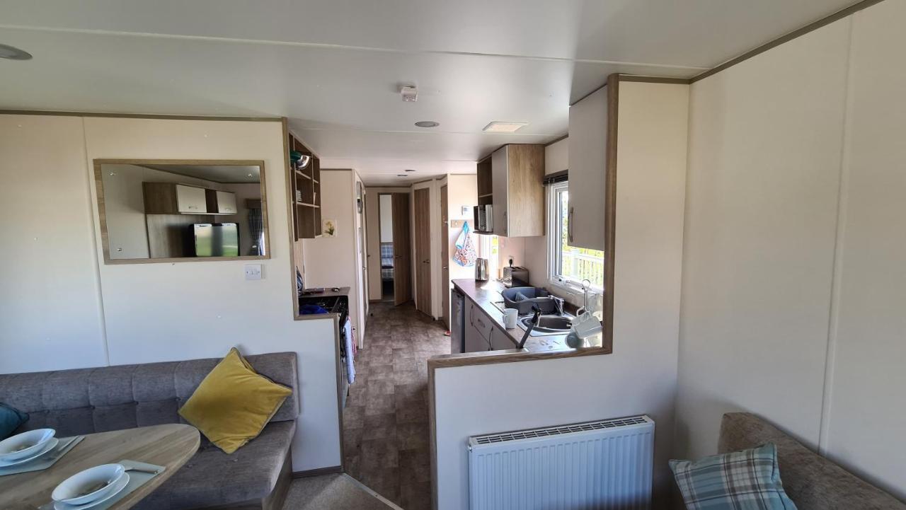 Luxury 2019 8 Berth Caravan With Hot Tub @ Tattershall Lakes Exterior foto